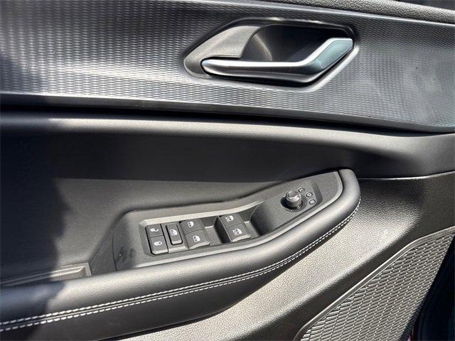 New 2025 Jeep Grand Cherokee L Altitude image 13