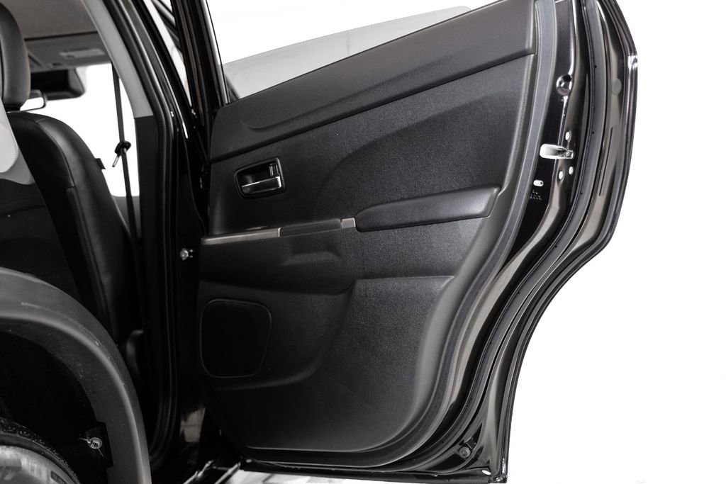 Used 2024 Mitsubishi Outlander Sport AWD image 46