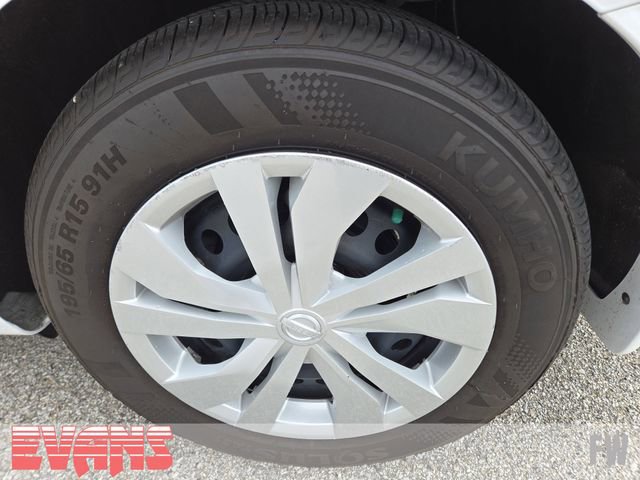 Used 2025 Nissan Versa S w/ Trunk Package FWD image 20