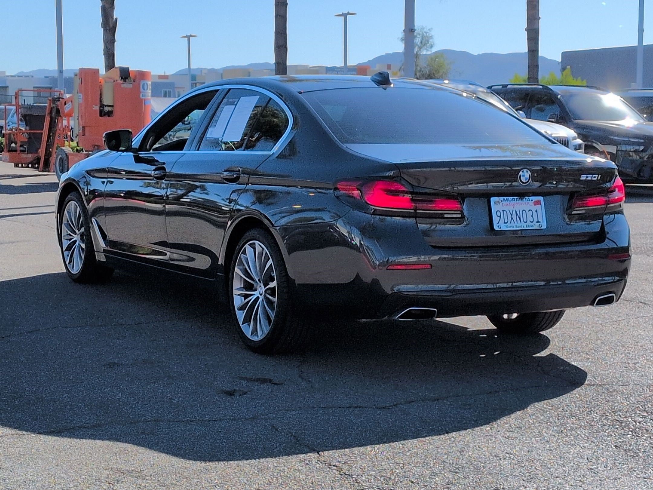 Used 2023 BMW 530i w/ Premium Package image 8