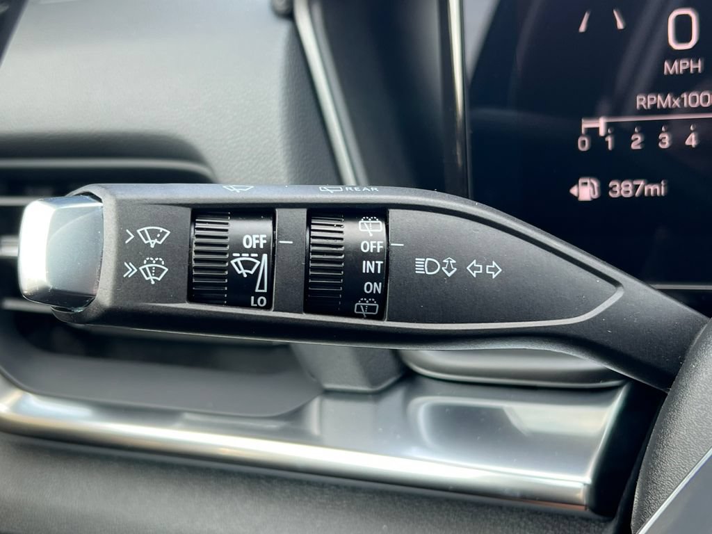 New 2027 GMC Terrain Elevation w/ Elevation Premium Package AWD/4WD image 16