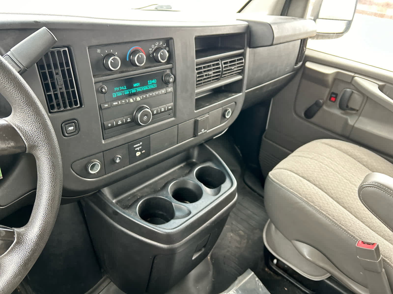 Used 2015 GMC Savana 3500 3500 Van 139 image 19