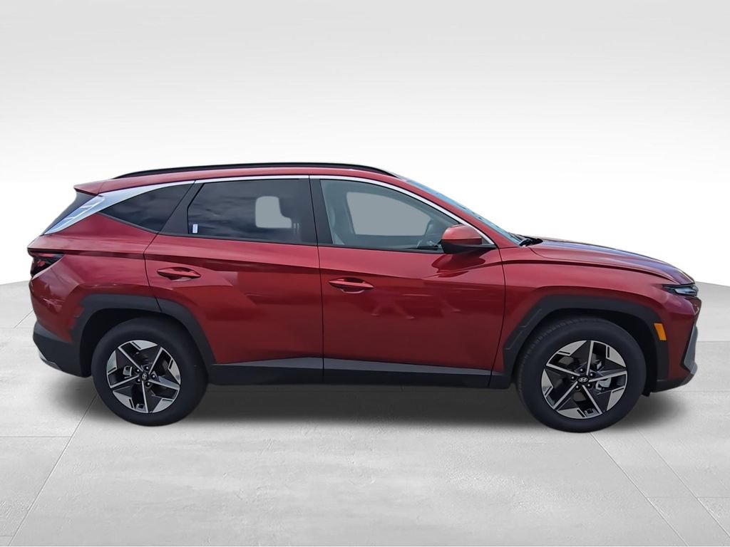 New 2026 Hyundai Tucson SEL FWD image 9