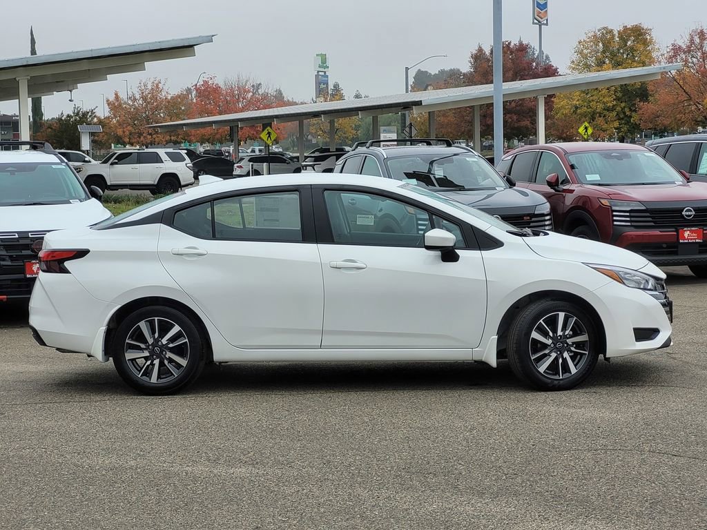 New 2025 Nissan Versa SV w/ Trunk Package FWD image 3