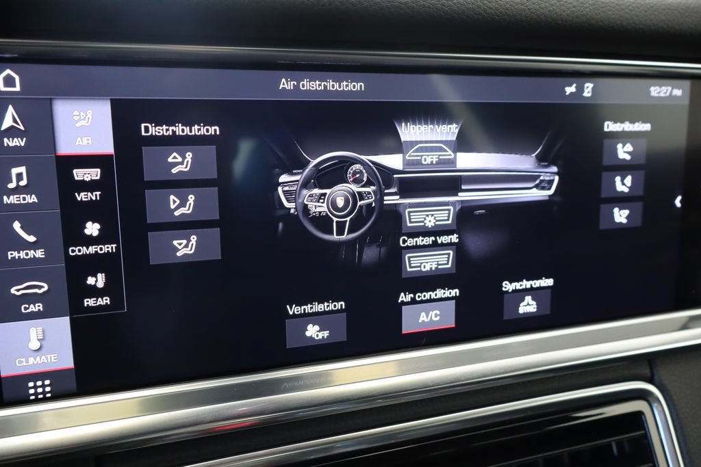 Used 2020 Porsche Panamera 4 w/ Premium Package Plus AWD/4WD image 28