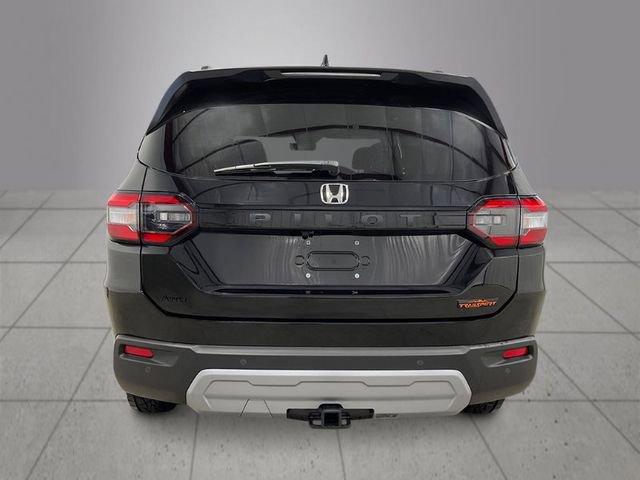 New 2025 Honda Pilot TrailSport image 4