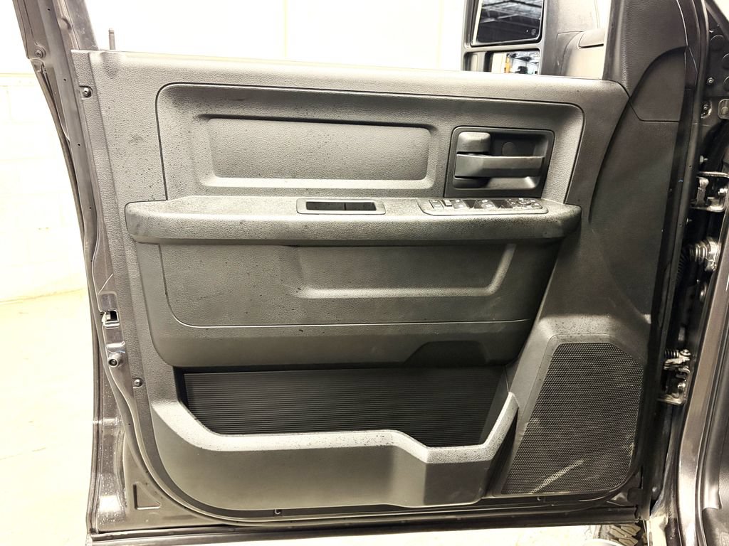 New 2026 RAM 2500 Tradesman AWD/4WD image 24
