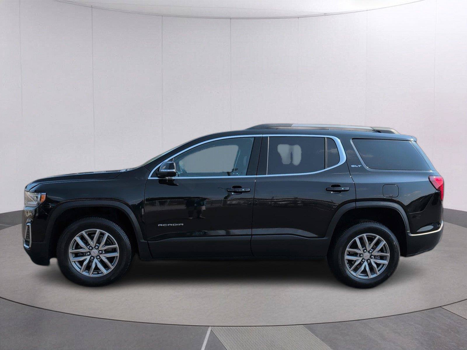 Used 2023 GMC Acadia SLT AWD/4WD image 2