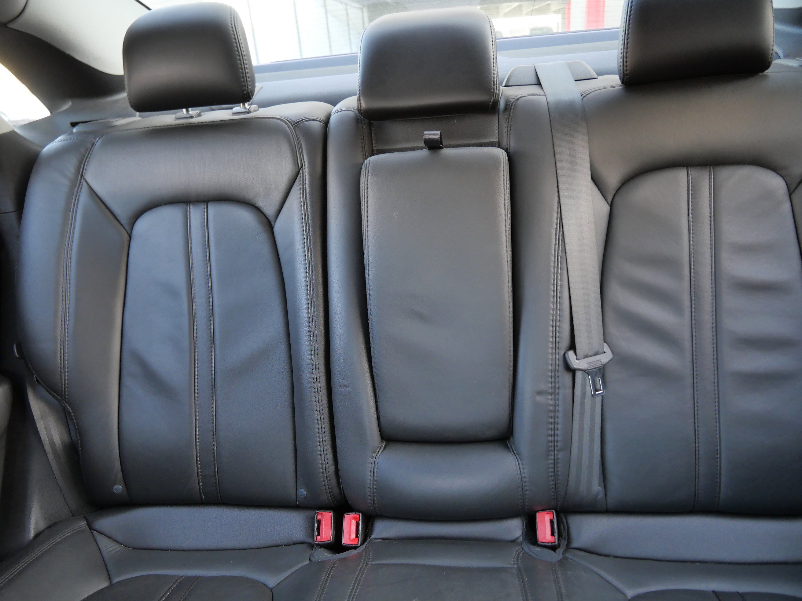 Used 2014 Lincoln MKZ image 13