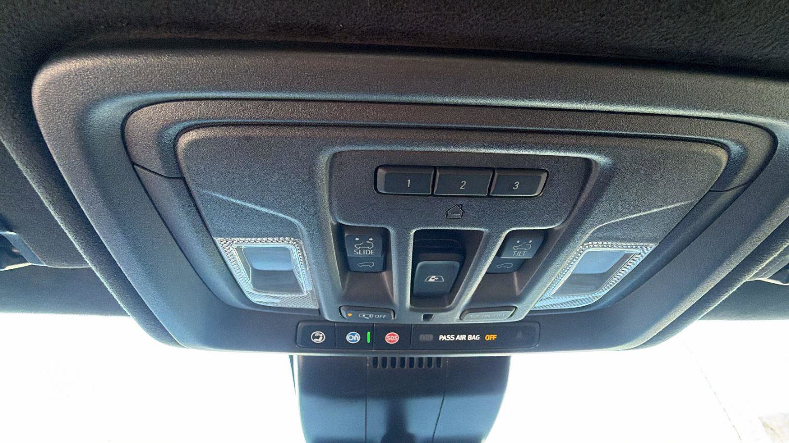 Used 2024 GMC Sierra 2500 Denali Ultimate w/ Snow Plow Prep/Camper Package image 14