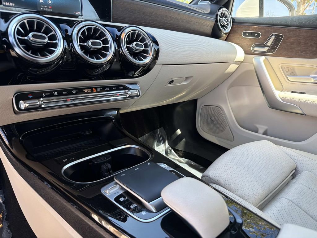 Used 2019 Mercedes-Benz A 220 4MATIC image 24