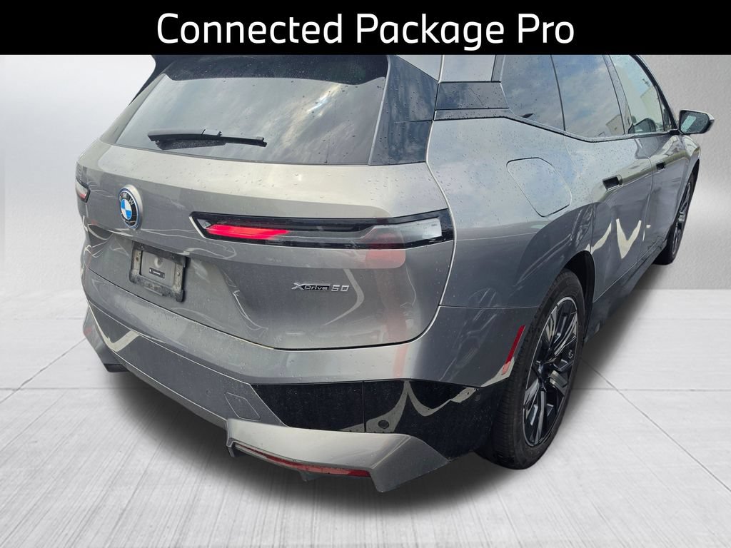 Used 2024 BMW iX xDrive50 w/ Premium Package AWD/4WD image 6