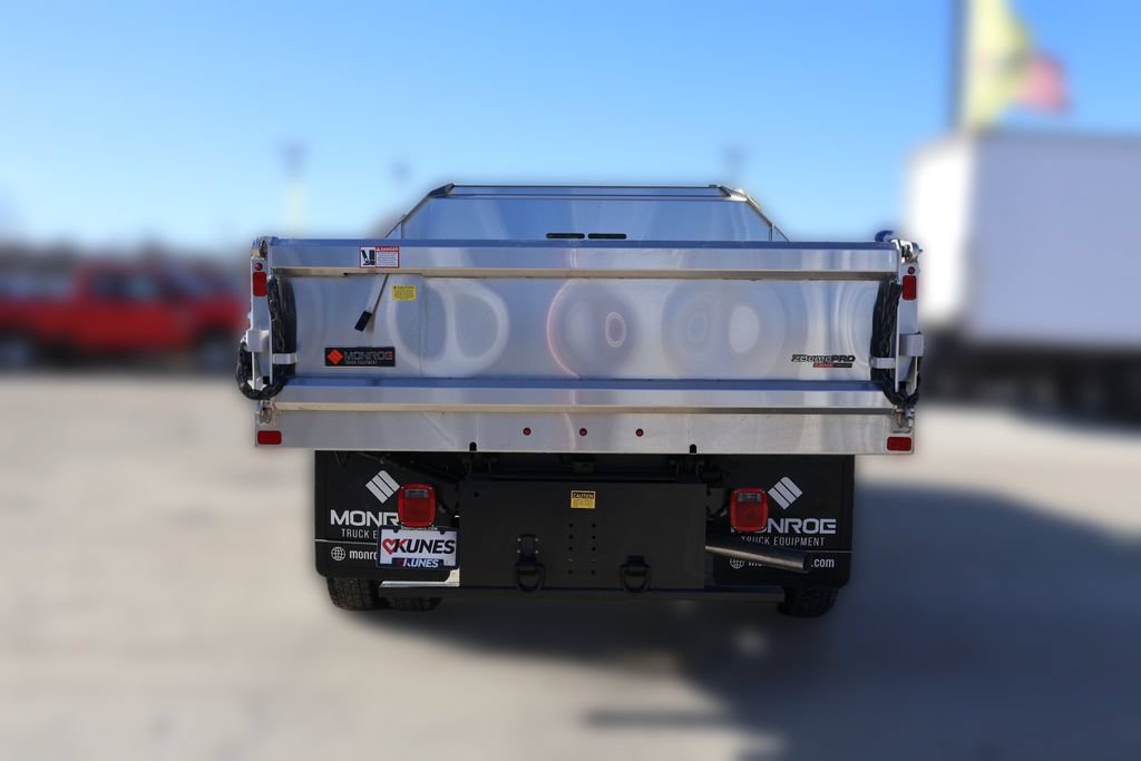 New 2024 Ford F550 4x4 Regular Cab Super Duty image 6