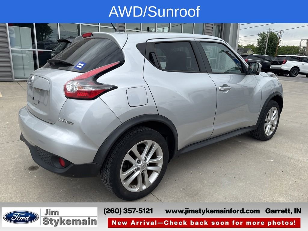 Used 2015 Nissan Juke SV w/ Technology Package AWD/4WD image 2