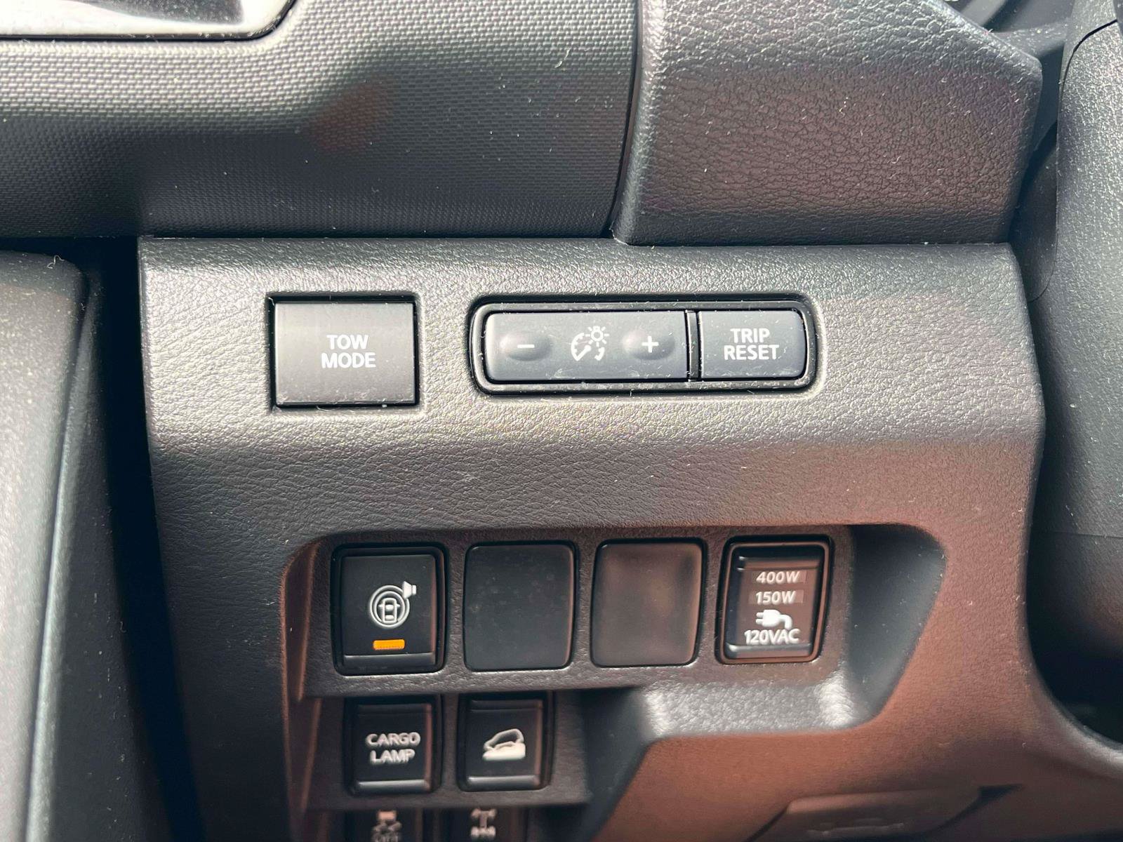 Used 2024 Nissan Frontier PRO-4X w/ Pro Convenience Package AWD/4WD image 18