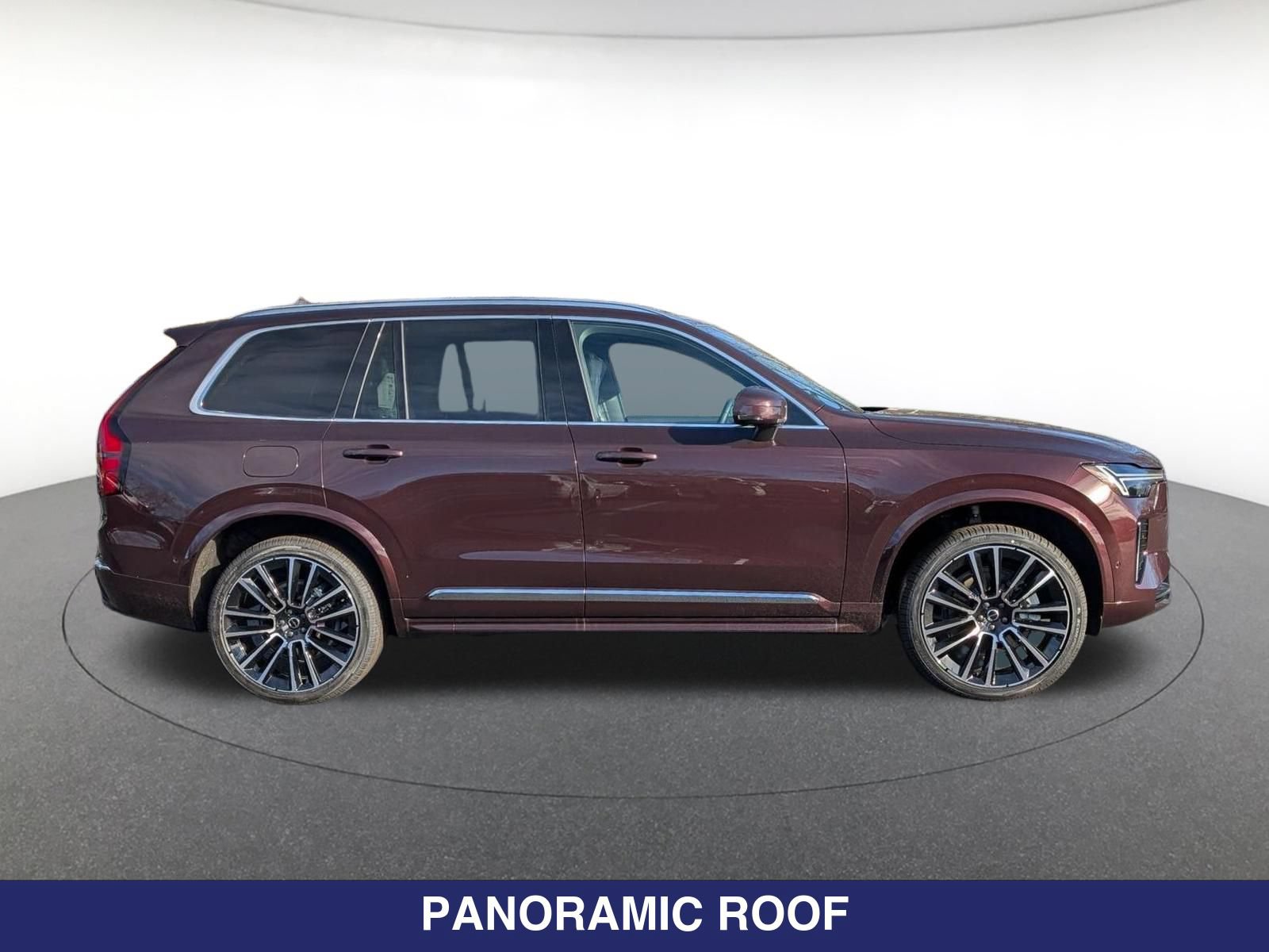 New 2026 Volvo XC90 B6 Plus w/ Protection Package Premier AWD/4WD image 3