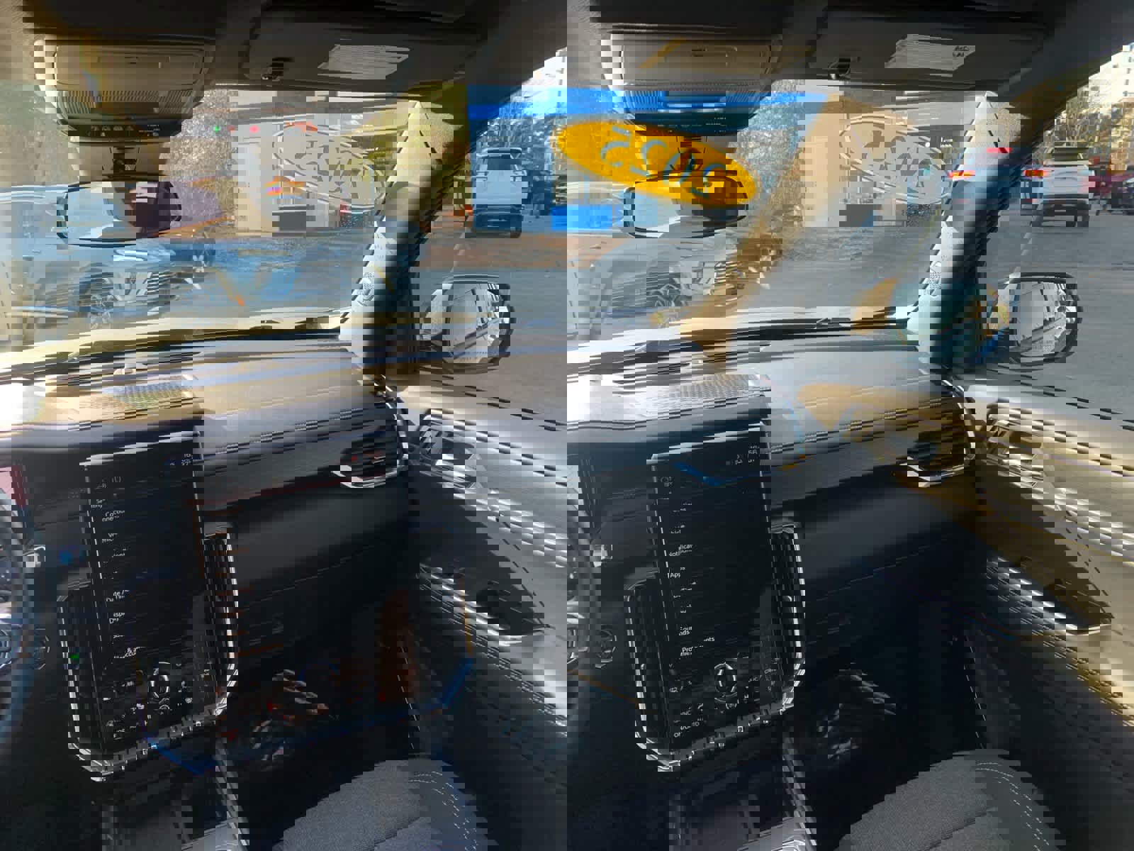 Certified 2025 GMC Acadia Elevation image 35