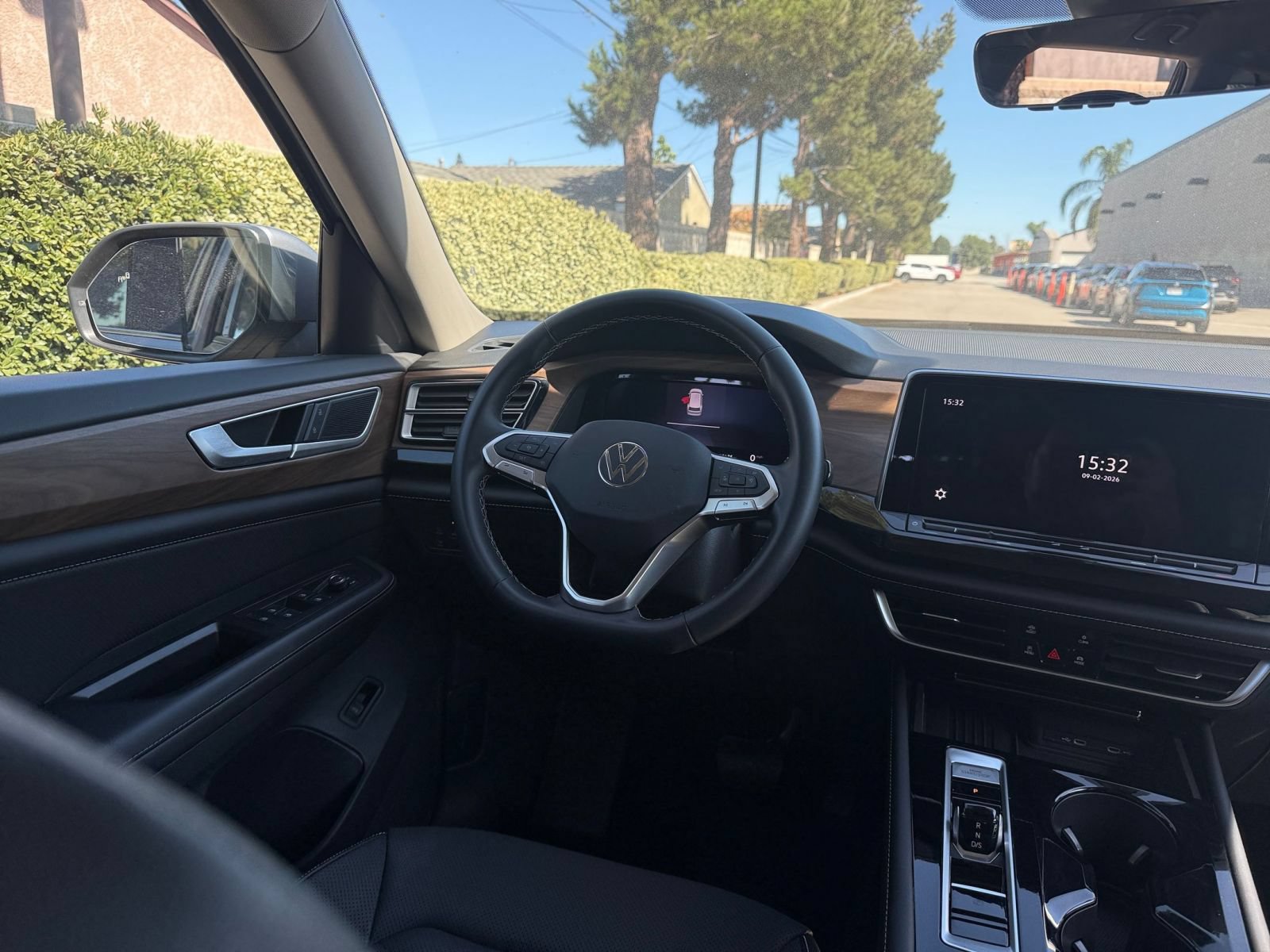 Used 2026 Volkswagen Atlas SE FWD image 34