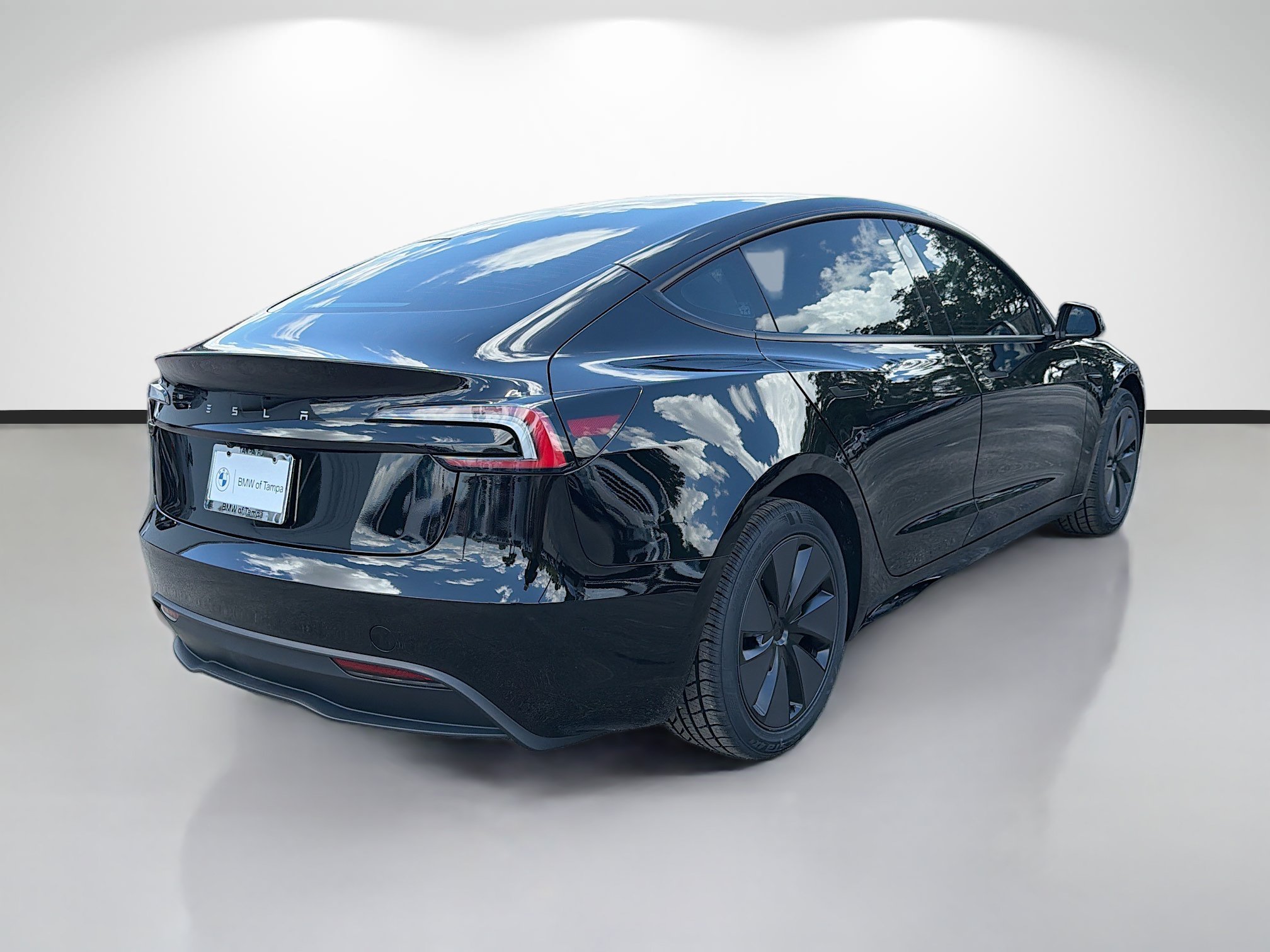 Used 2025 Tesla Model 3 Long Range RWD image 3