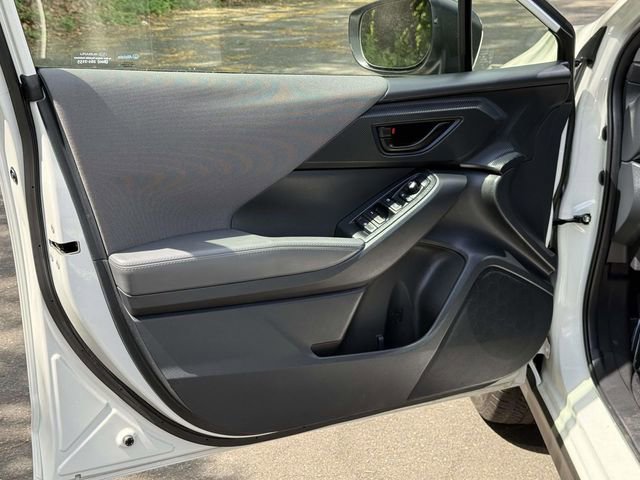 Used 2024 Subaru Crosstrek 2.0i Premium AWD/4WD image 8