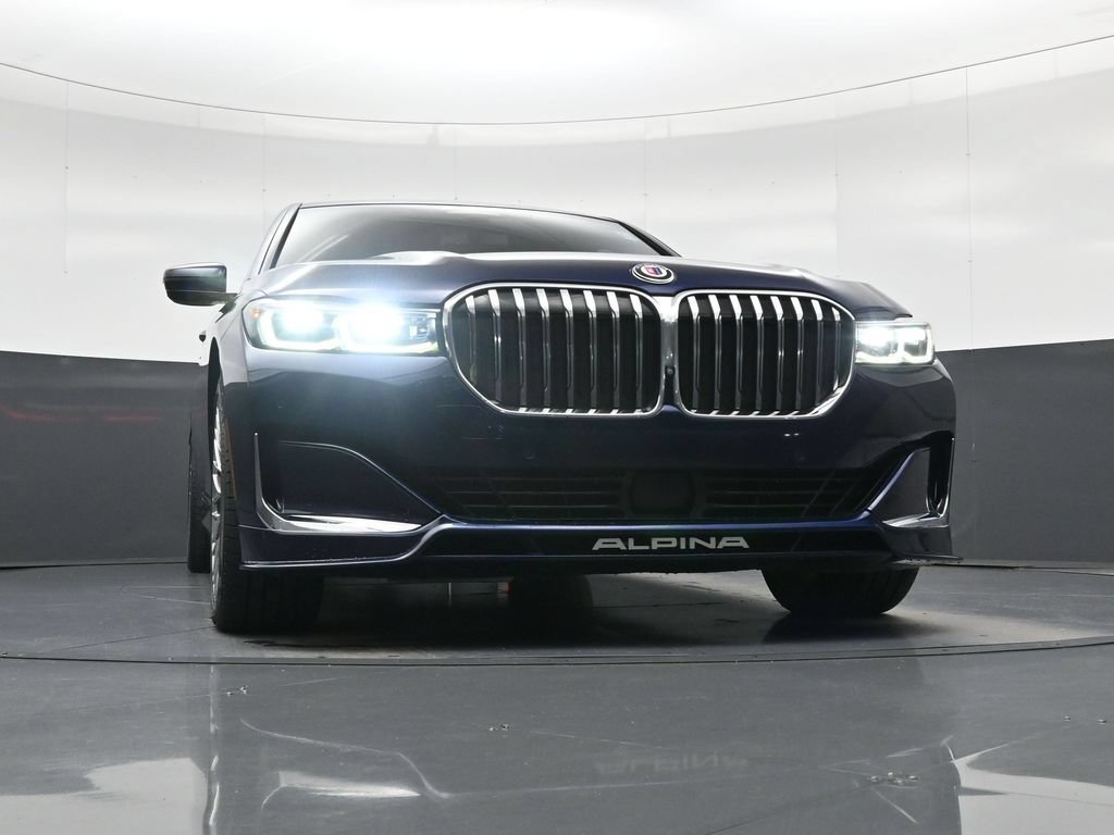 Used 2022 BMW ALPINA B7 xDrive AWD/4WD image 24