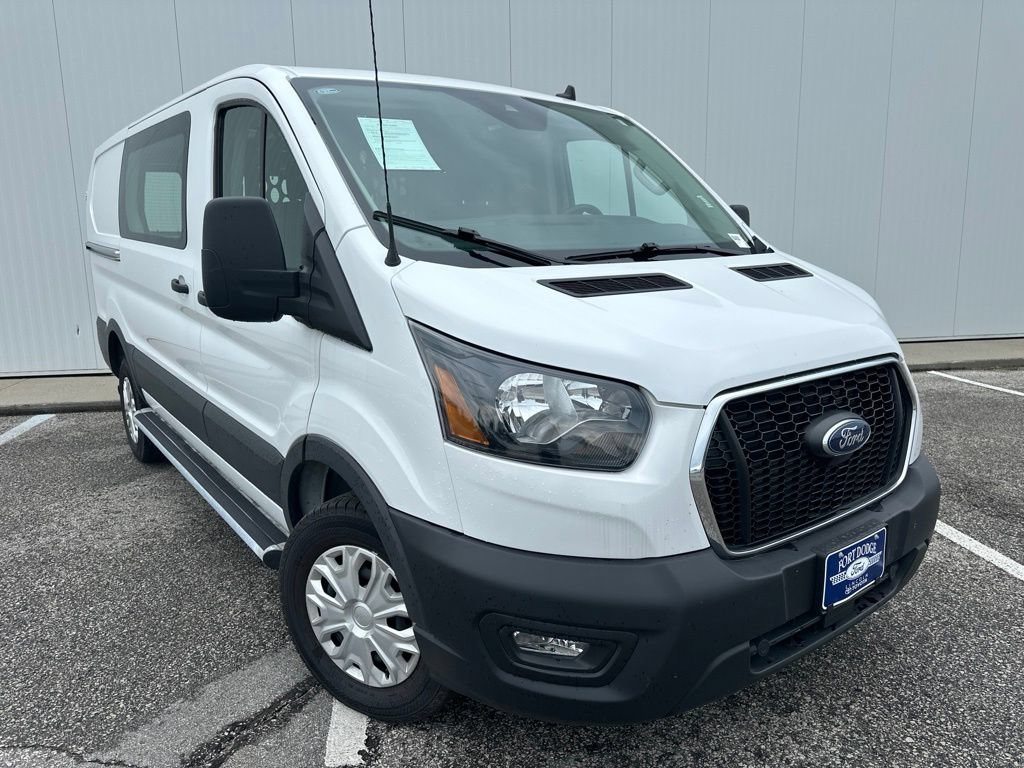 Certified 2025 Ford Transit 250 Low Roof w/ Exterior Upgrade Package RWD image 8