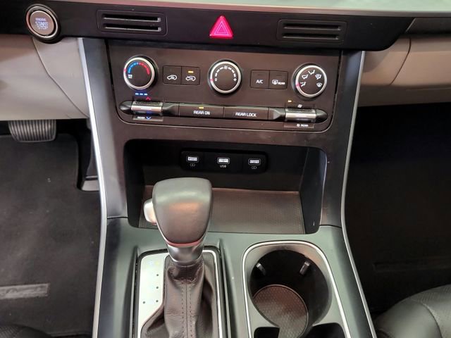 Used 2023 Kia Carnival LX FWD image 25