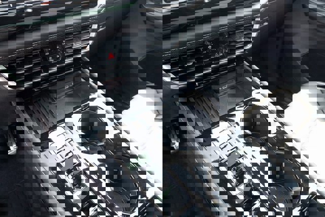 New 2026 Volkswagen Atlas Cross Sport SEL Premium R-Line image 21