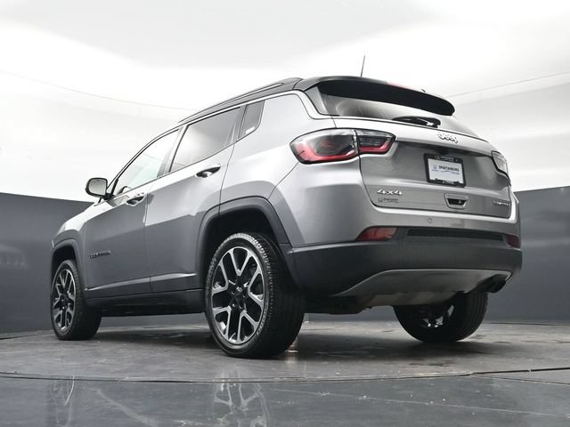 Used 2021 Jeep Compass Limited AWD/4WD image 28