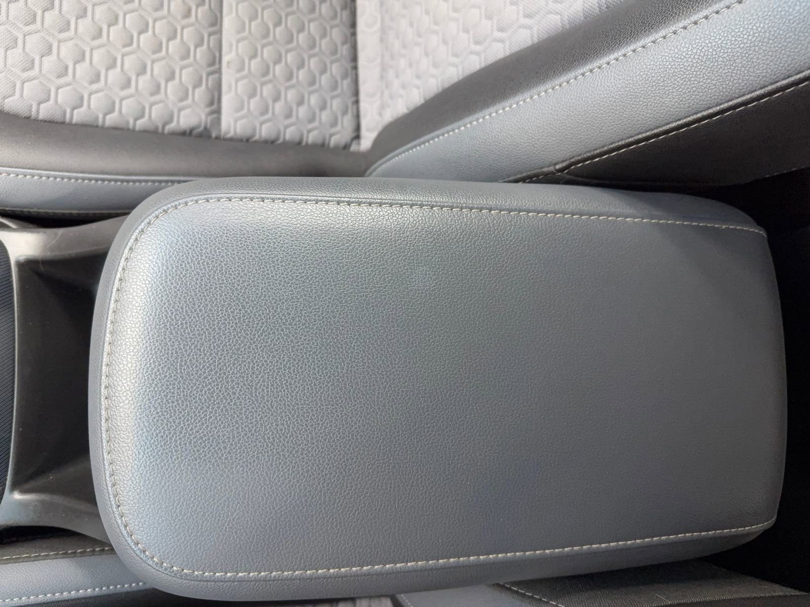 Used 2018 Chevrolet Colorado Z71 w/ Z71 Midnight Edition image 33