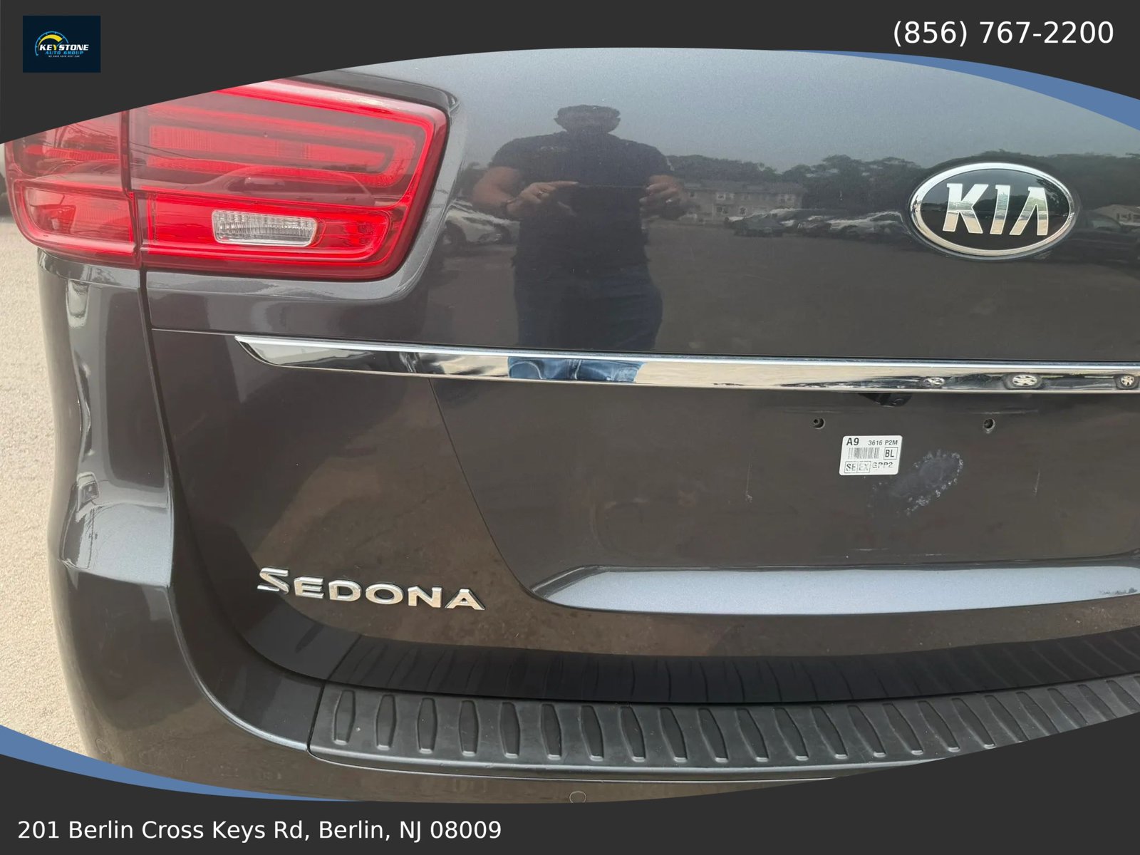 Used 2021 Kia Sedona EX FWD image 39