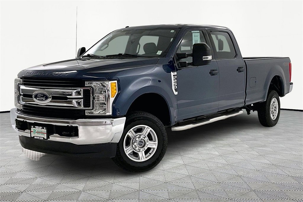 Used 2017 Ford F250 XLT image 3