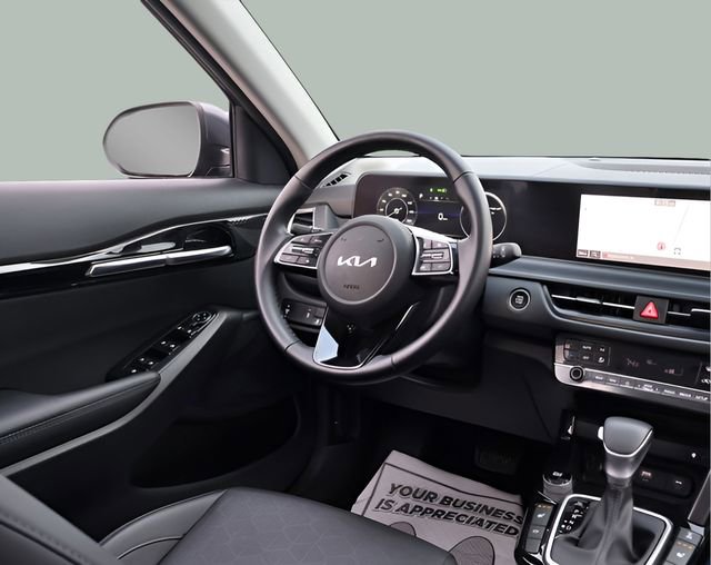 Used 2024 Kia Seltos EX AWD/4WD image 21