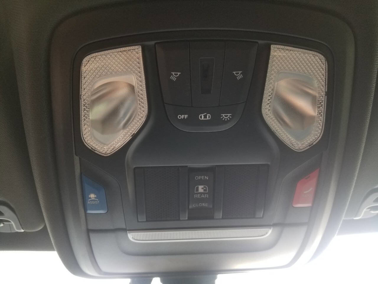 Certified 2022 RAM 1500 Big Horn image 32