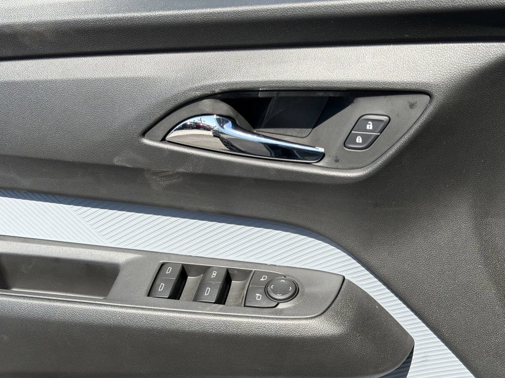 New 2027 Chevrolet Bolt RS w/ Technology Package FWD image 14