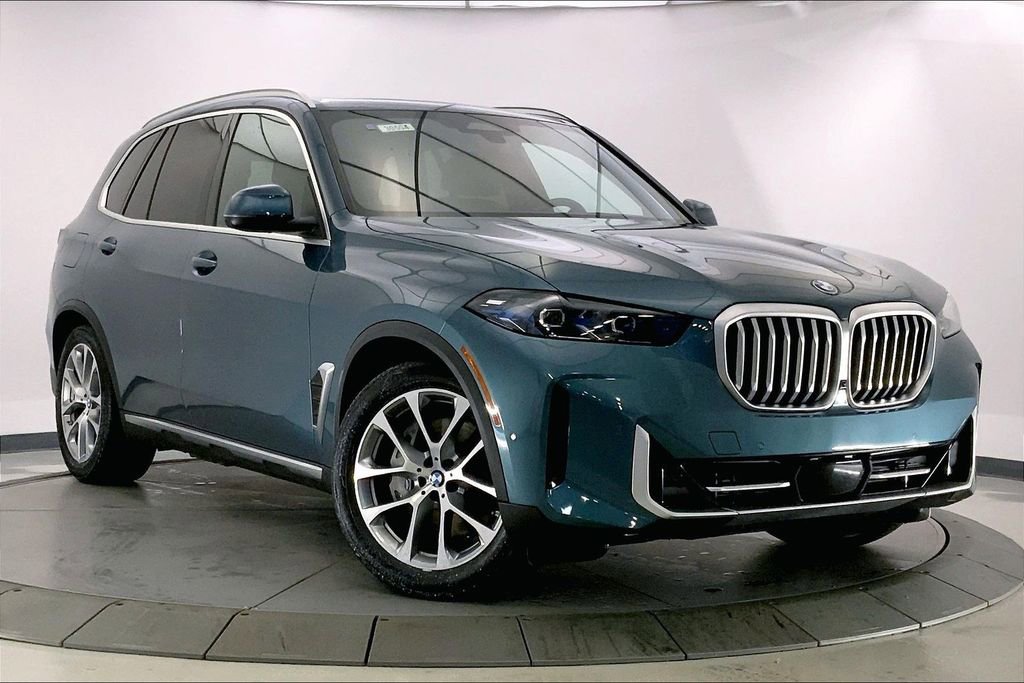 New 2026 BMW X5 xDrive50e w/ Climate Comfort Package