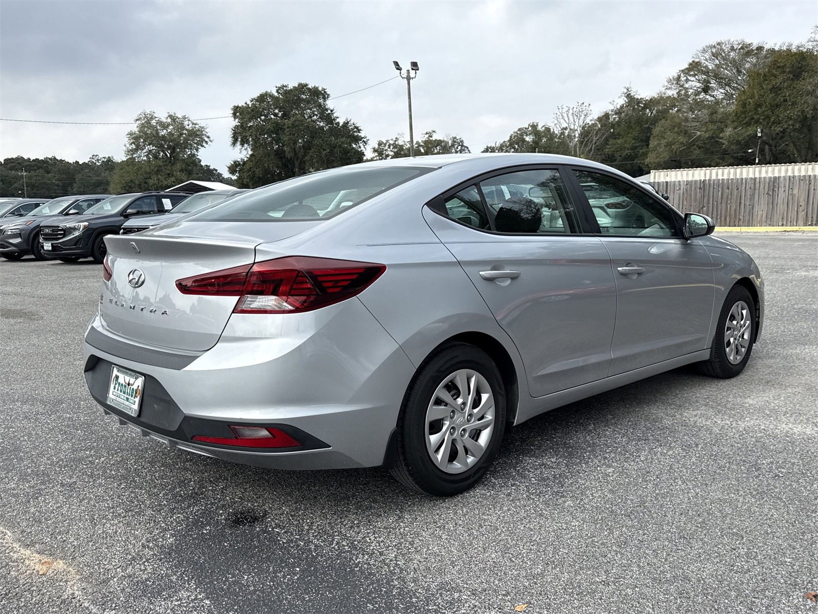 Used 2020 Hyundai Elantra SE w/ Cargo Package (C1) image 5