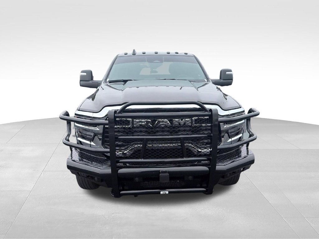 Used 2026 RAM 4500 Tradesman w/ Chrome Appearance Group AWD/4WD image 8