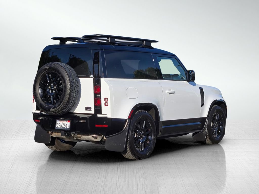Used 2023 Land Rover Defender 90 X-Dynamic SE AWD/4WD image 4