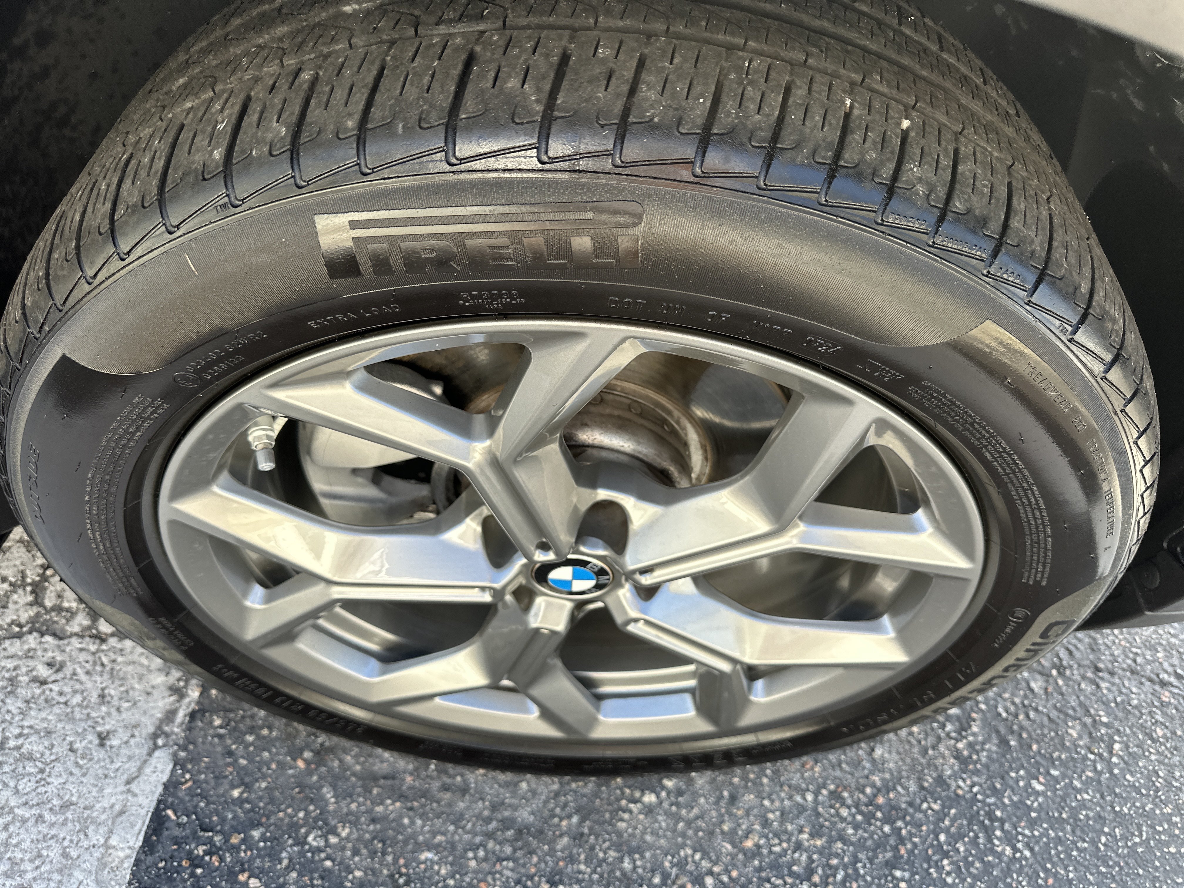 Used 2024 BMW X3 sDrive30i w/ Premium Package RWD image 3