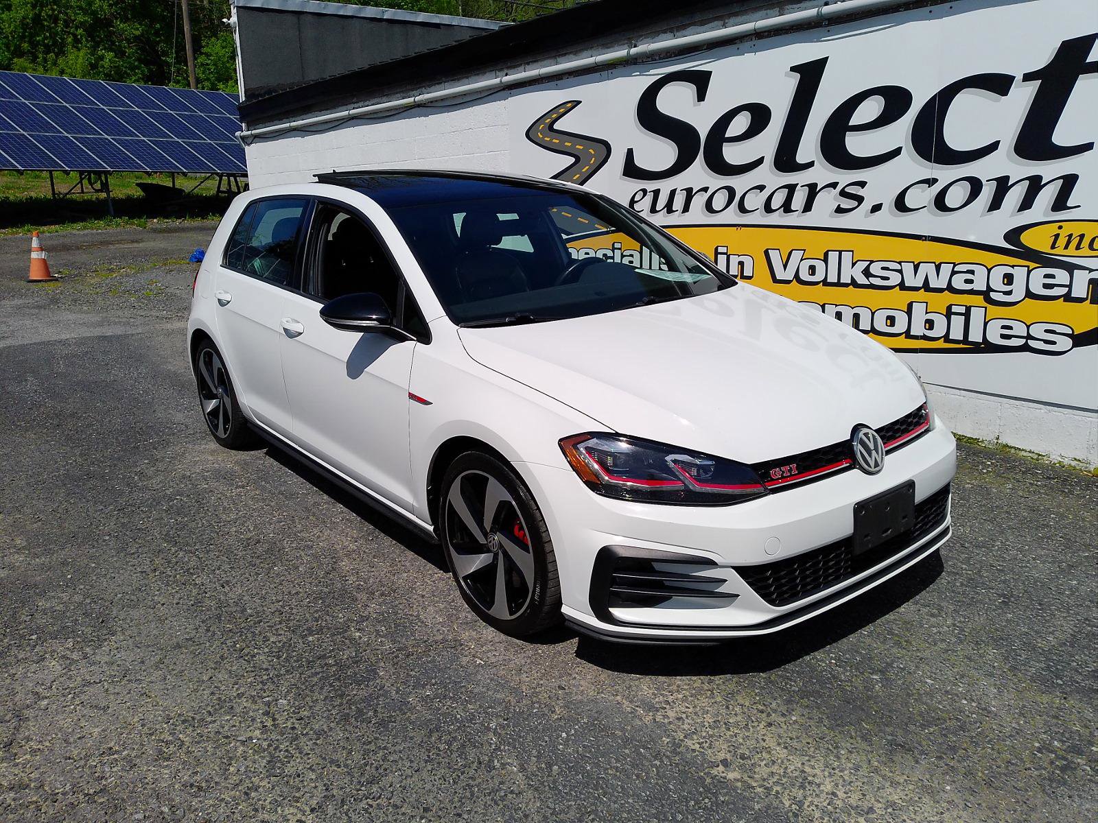 Used 2019 Volkswagen GTI SE w/ SE Experience Package FWD video 2