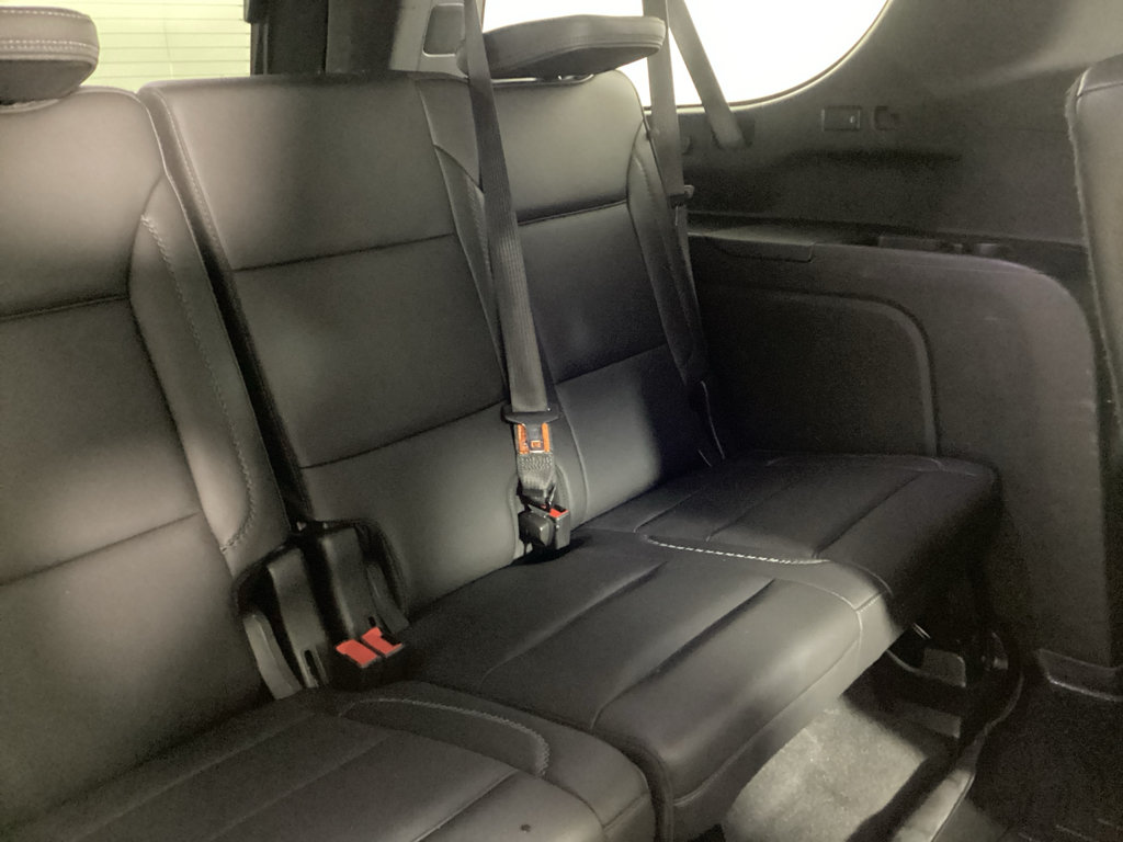 Used 2022 GMC Yukon XL Denali AWD/4WD image 12