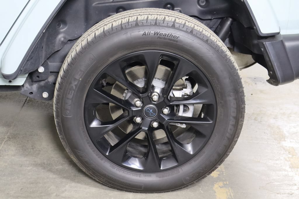 Used 2024 Jeep Wrangler Unlimited Sahara AWD/4WD image 40