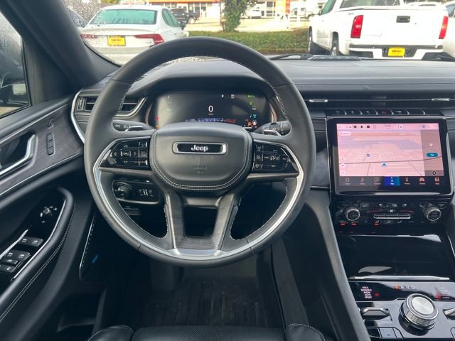 Used 2023 Jeep Grand Cherokee Overland w/ Luxury Tech Group IV image 20