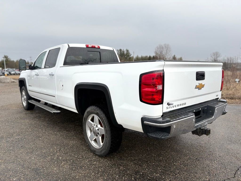 Used 2015 Chevrolet Silverado 2500 LTZ AWD/4WD image 3