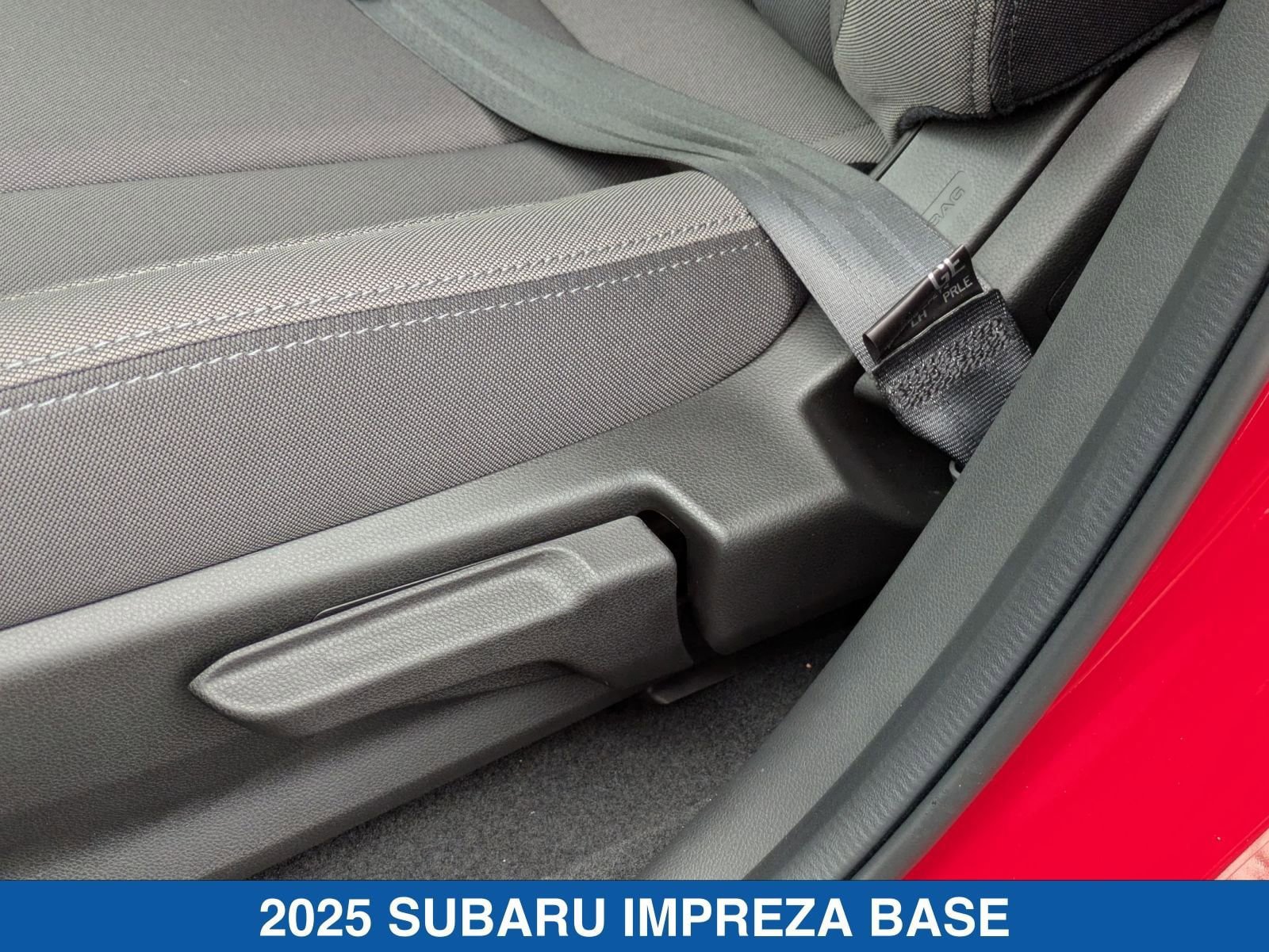 Certified 2025 Subaru Impreza 2.0i image 8