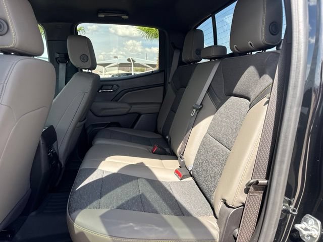 Used 2024 Chevrolet Colorado ZR2 w/ Technology Package AWD/4WD image 10