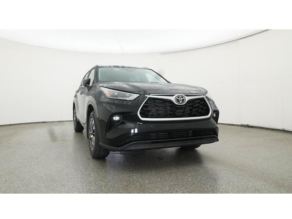 Used 2026 Toyota Highlander XLE AWD/4WD image 36