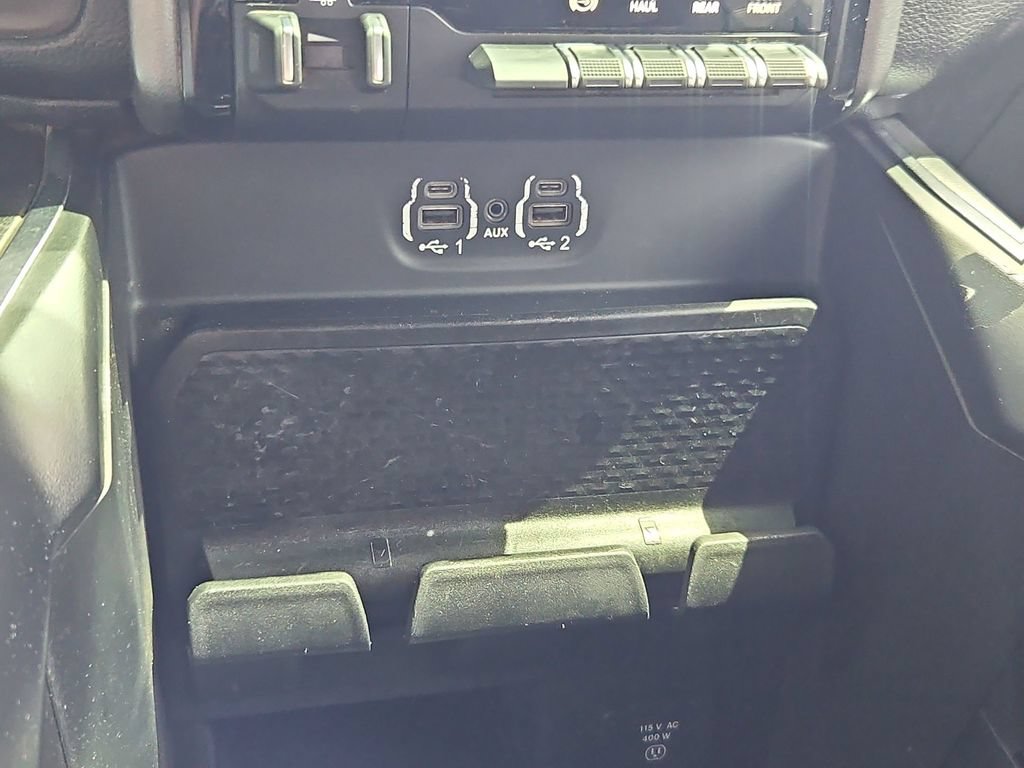 Used 2020 RAM 2500 Laramie w/ Night Edition AWD/4WD image 26