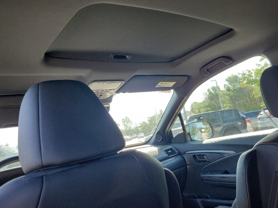 Used 2023 Honda Passport TrailSport image 24